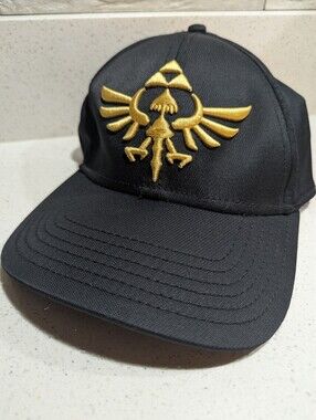 New Nintendo Legend of Zelda Hat  Skyward Sword Fitted Cap 2015 Gold Crest.